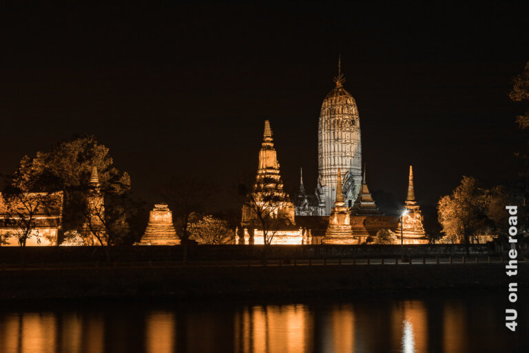 Von Bangkok nach Ayutthaya in die alte Königsstadt Siam