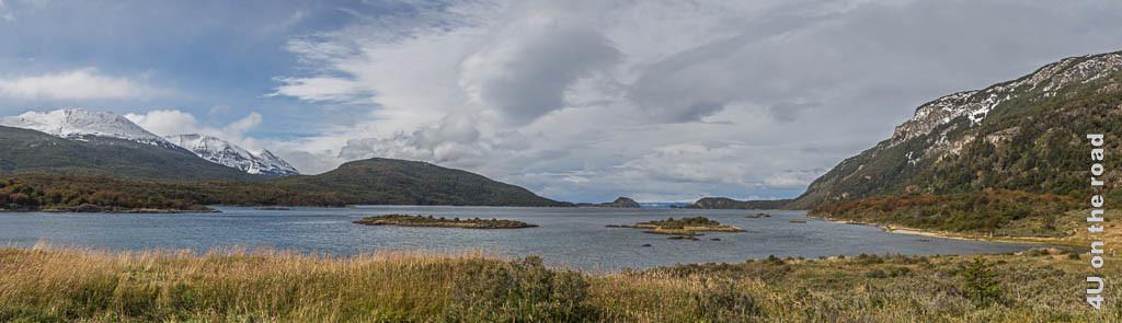 Panoramabild der Bahia Lapataia im Tierra del Fuego Nationalpark