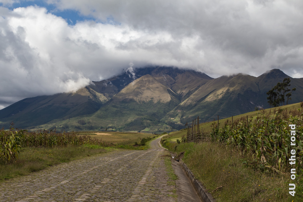 Auf dem Weg zum Kondor Park, Otavalo