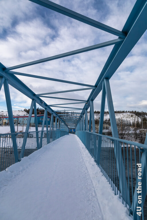 Blaue Brücke beim Wasserkraftwerk - Millennium Trail Whitehorse