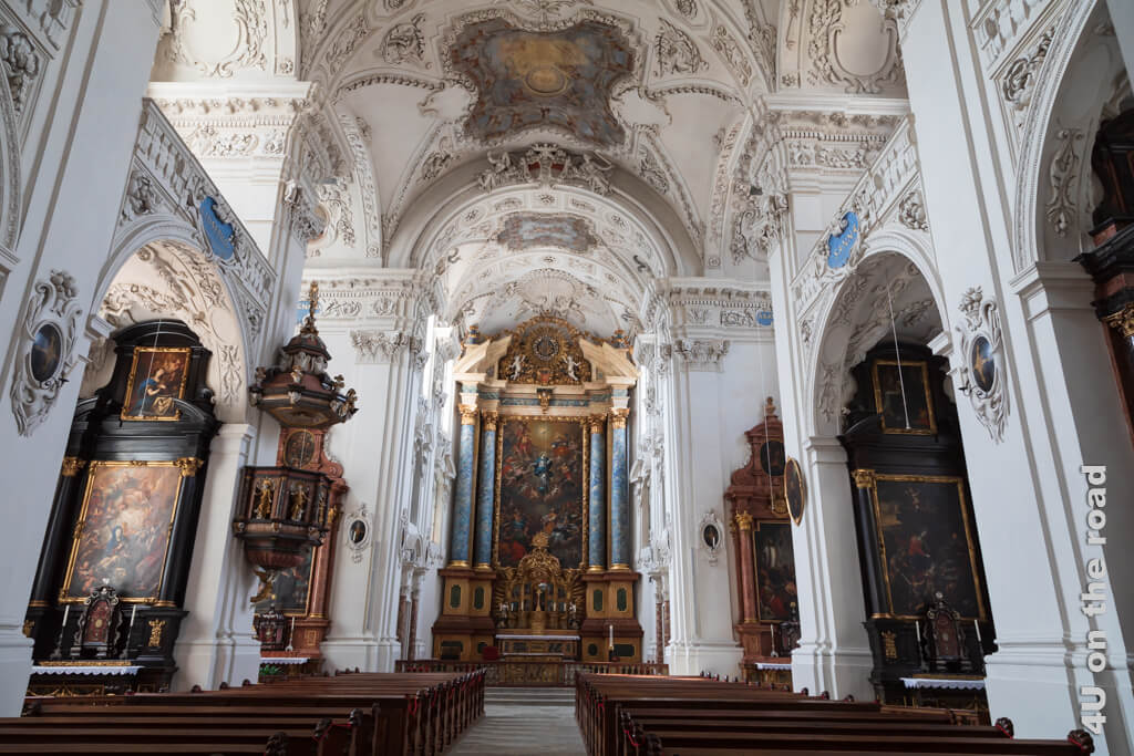 Im Inneren der Jesuitenkirche - Solthurn Altstadt