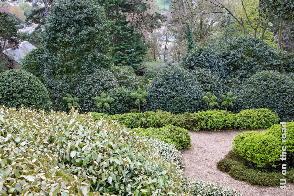 Unterschiedlich farbige Blätter und Formen erschaffen eine fantastische Welt im Jardin Avatar, in den Gärten von Étretat.