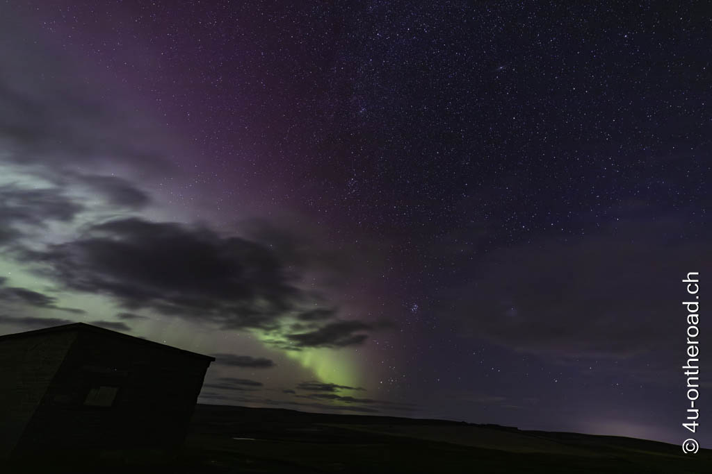 Polarlichter in grün und violett und eine Million Sterne - Roadtrip durch Schottland mit dem Wohnmobil - Orkney Inseln