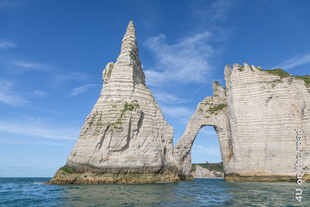 Die Reise in die Normandie hat uns auch zu den Felsen der Alabasterküste von Etretat geführt. Deshalb darf dieses Sinnbild stellvertretend für die Normandie in den Jahresrückblick 2023.